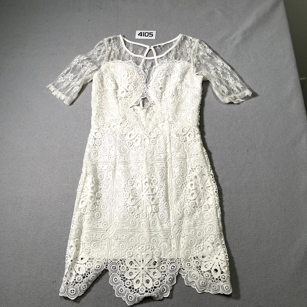 Soieblu Mini Dress‎ Womens Large White Crochet Floral Round Neck Keyhole Back